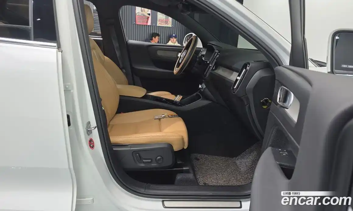 Volvo XC40 2021 2.0 Автомат в Москве № 230597, фото 19