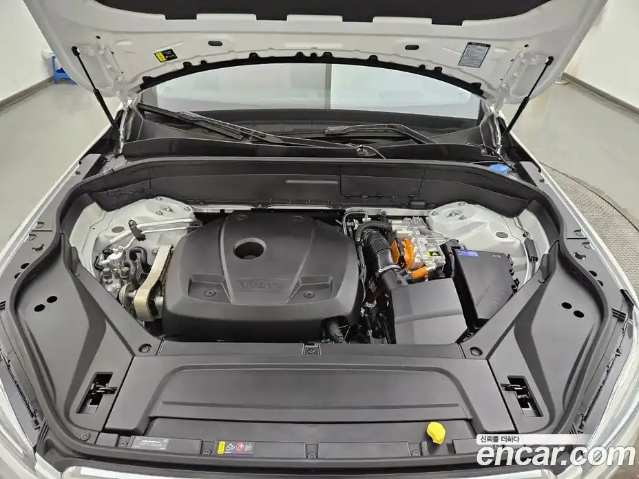 Volvo XC90 2024 2.0 Автомат в Москве № 230849, фото 6