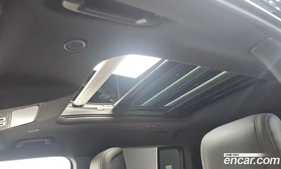 Land Rover Defender 2024 3.0 Автомат в Москве № 231223, фото 18