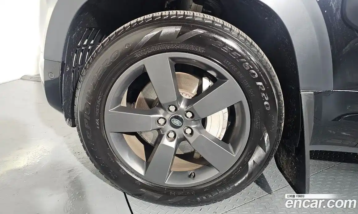 Land Rover Defender 2024 3.0 Автомат в Москве № 231223, фото 19