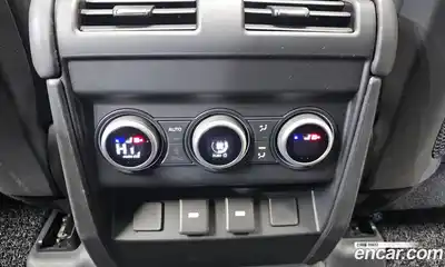 Land Rover Defender 2024 3.0 Автомат в Москве № 231223, миниатюра 7