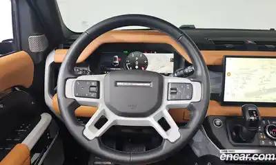 Land Rover Defender 2024 3.0 Автомат в Москве № 231223, миниатюра 9