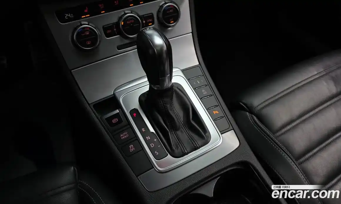 Volkswagen CC 2013 2.0 Автомат в Москве № 232171, фото 9