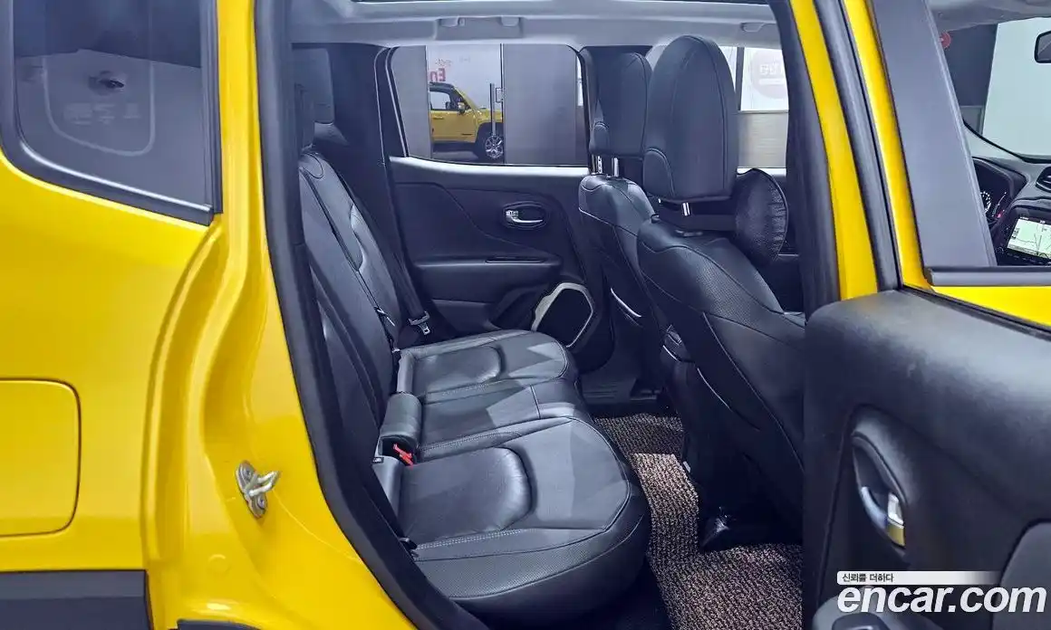 Jeep Renegade 2017 2.4 Автомат в Москве № 232294, фото 14