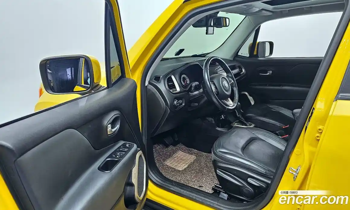 Jeep Renegade 2017 2.4 Автомат в Москве № 232294, фото 15