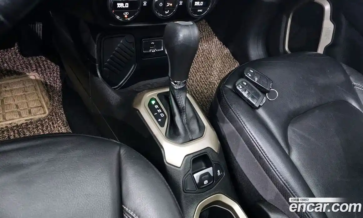 Jeep Renegade 2017 2.4 Автомат в Москве № 232294, фото 3