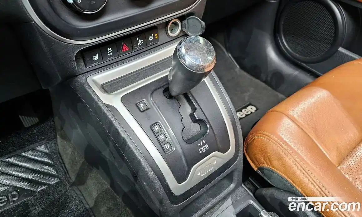 Jeep Compass 2016 2.4 Автомат в Москве № 232641, фото 14