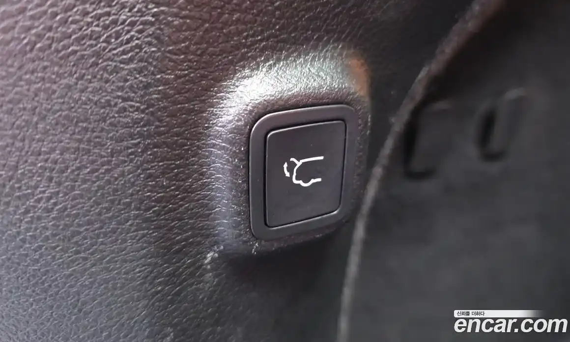 Jeep Cherokee 2019 2.4 Автомат в Москве № 232735, фото 7