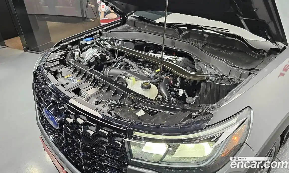 Ford Explorer 2025 2.3 Автомат в Москве № 233076, фото 16