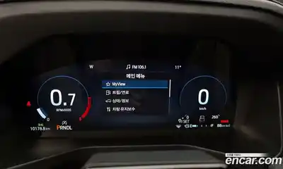 Ford Explorer 2025 2.3 Автомат в Москве № 233076, миниатюра 5