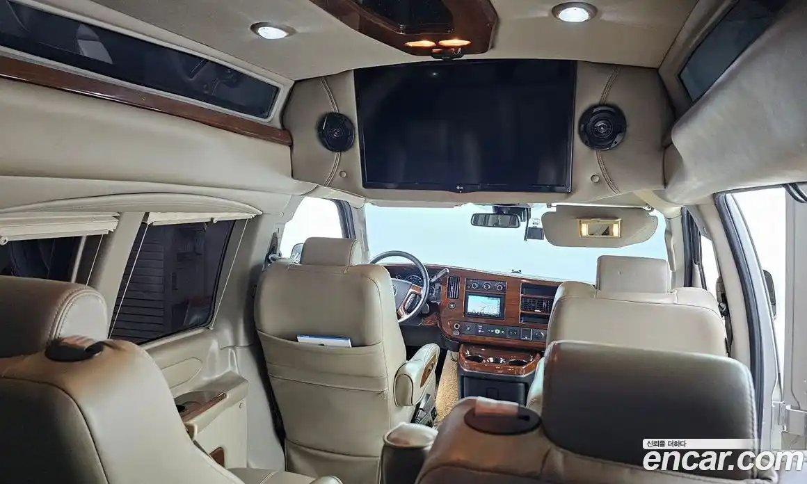 Chevrolet Express Van 2019 6.0 Автомат в Москве № 235233, фото 19