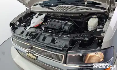 Chevrolet Express Van 2019 6.0 Автомат в Москве № 235233, миниатюра 6