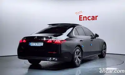 Mercedes-Benz E-Class 2025 2.0 Автомат в Москве № 237987, миниатюра 2