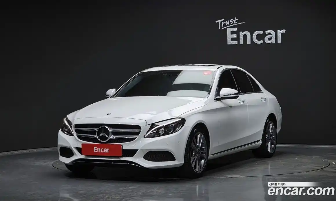 Mercedes-Benz C-Class 2018 2.0 Автомат в Москве № 239652, фото 9