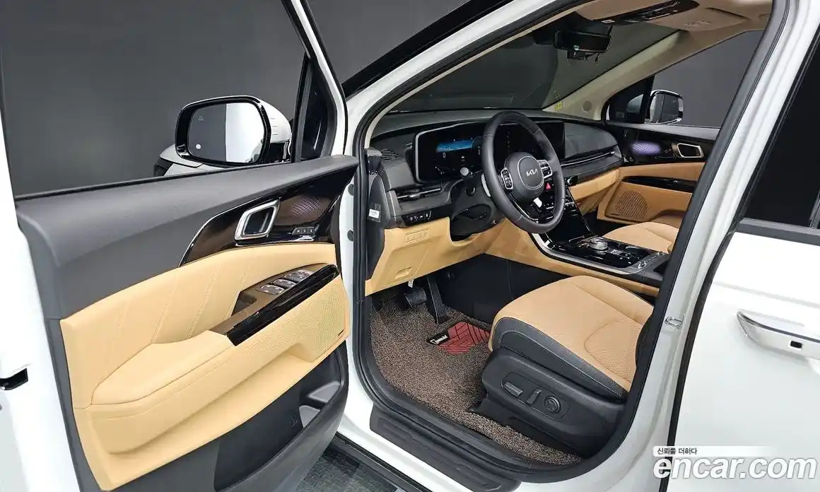 Kia Canival 2023 3.5 Автомат в Москве № 248271, фото 18