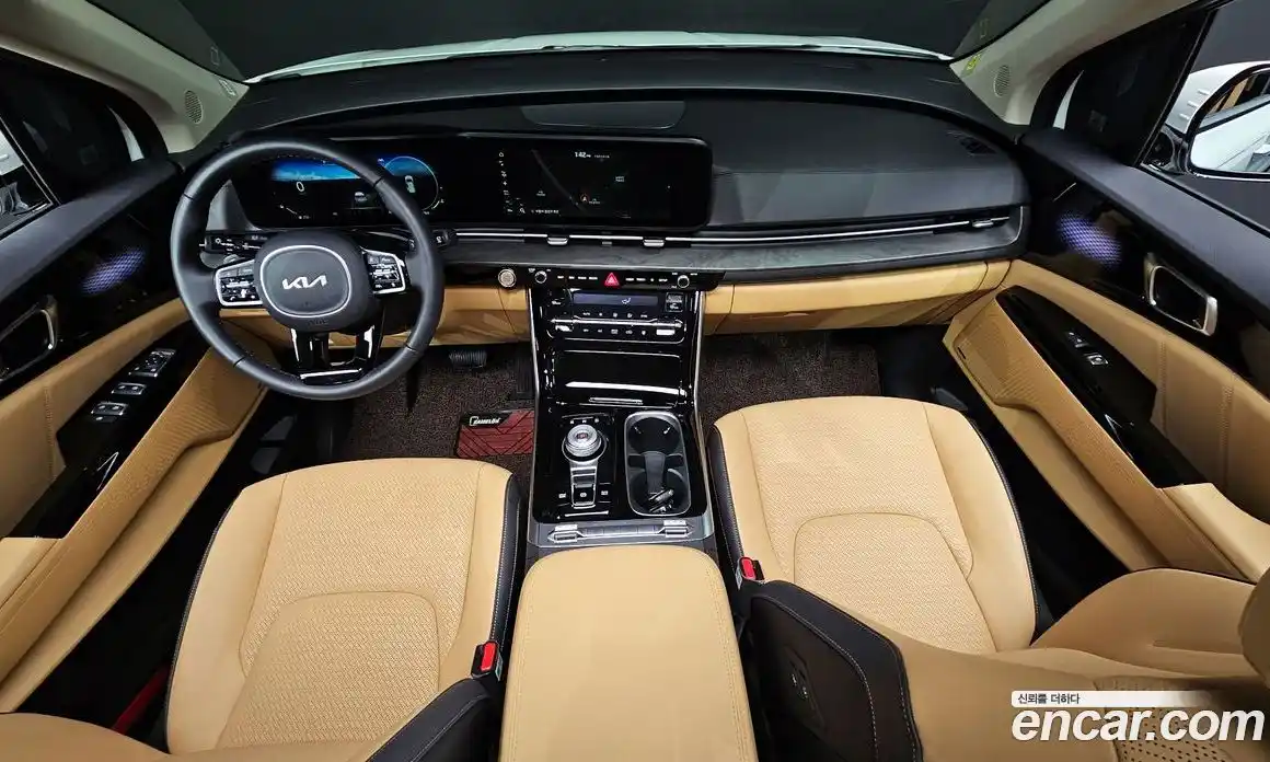 Kia Canival 2023 3.5 Автомат в Москве № 248271, фото 4