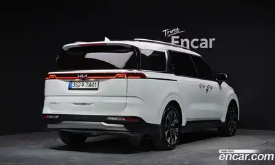 Kia Canival 2023 3.5 Автомат в Москве № 248271, миниатюра 6