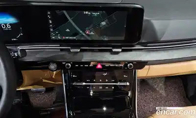 Kia Canival 2023 3.5 Автомат в Москве № 248271, миниатюра 8