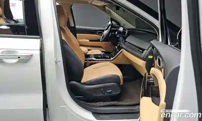 Kia Canival 2023 3.5 Автомат в Москве № 248271, миниатюра 10