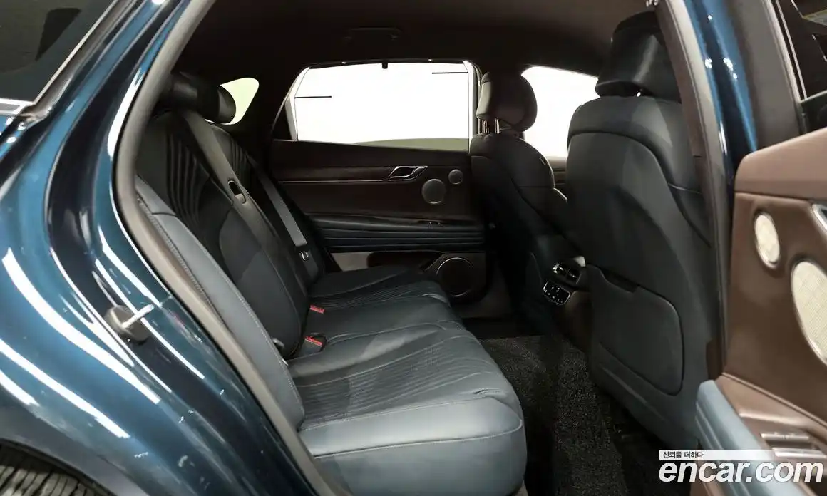 Genesis G80 2023 2.5 Автомат в Москве № 26217, фото 13