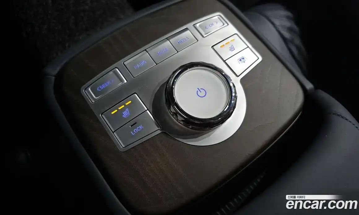 Genesis G80 2023 2.5 Автомат в Москве № 26217, фото 17