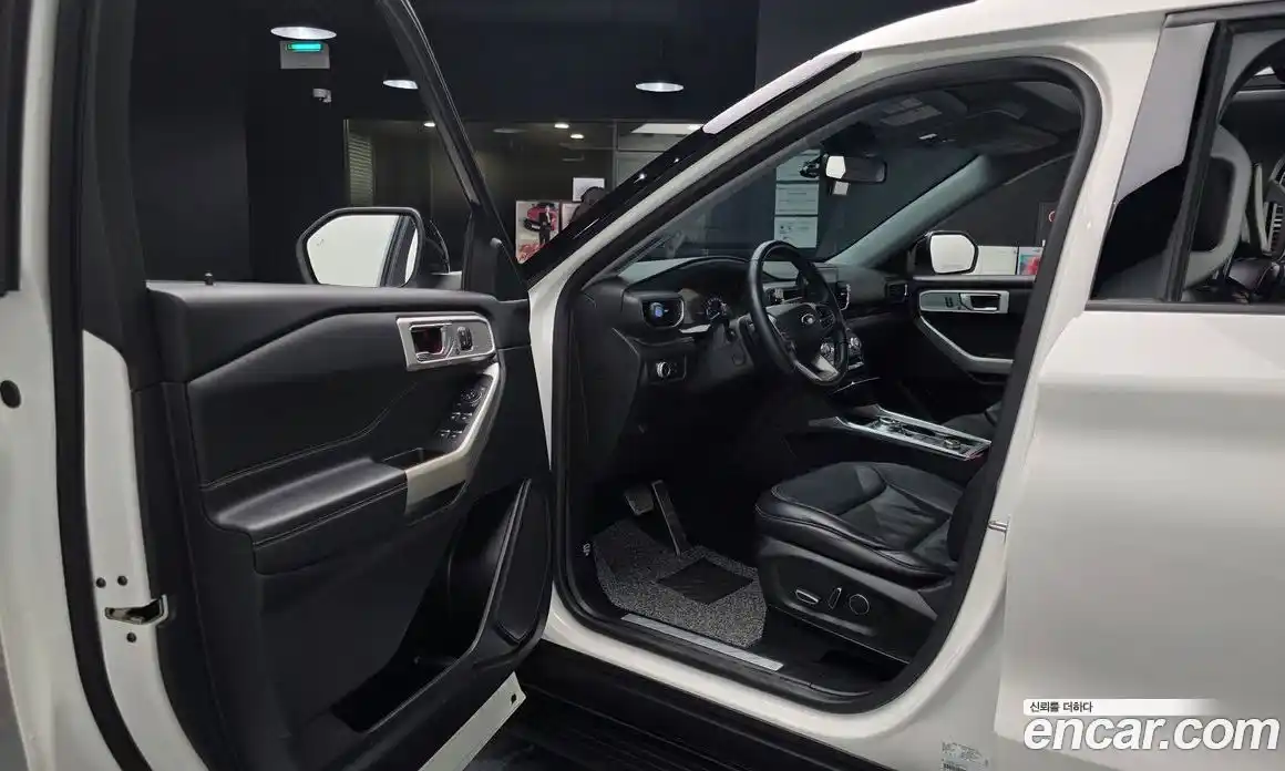 Ford Explorer 2020 2.3 Автомат в Москве № 267453, фото 13