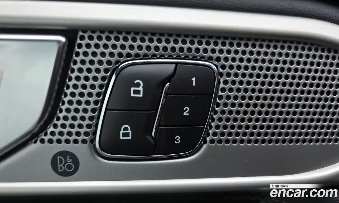 Ford Explorer 2020 2.3 Автомат в Москве № 267453, фото 19