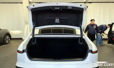 Hyundai Grandeur 2024 1.6 Автомат в Москве № 267655, миниатюра 2