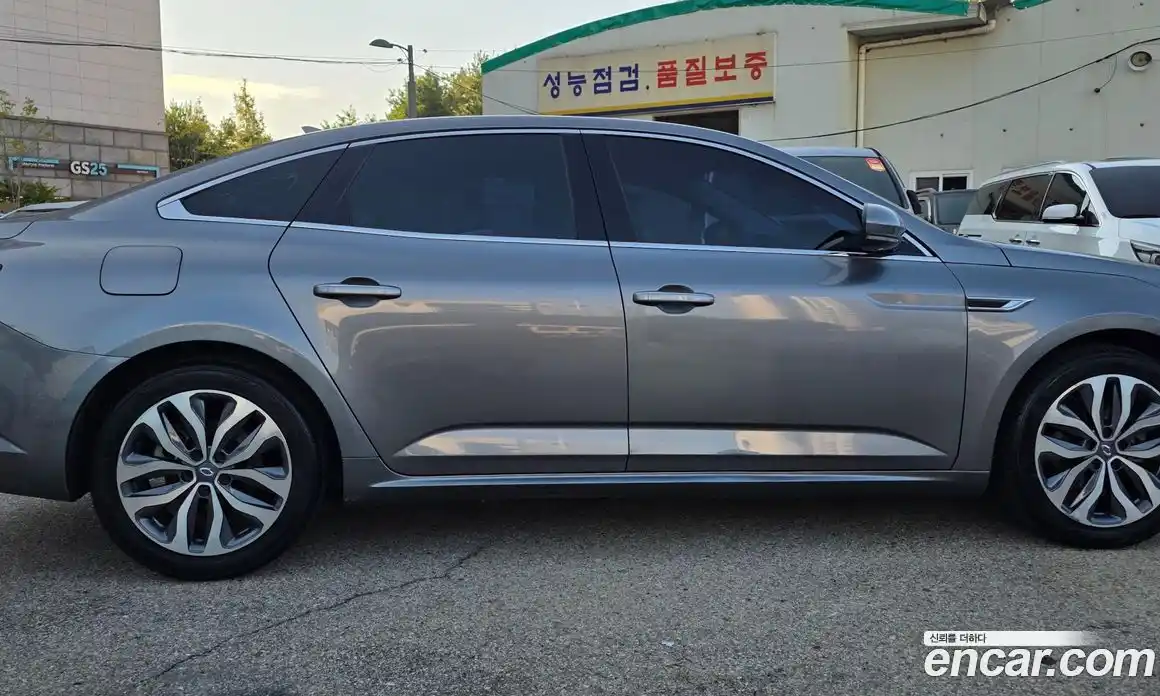 Renault SM6 2016 2.0 Автомат в Москве № 277284, фото 6