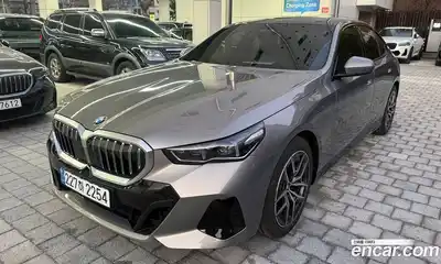 BMW 5-Series 2026 2.0 Автомат в Москве № 278095, миниатюра 4