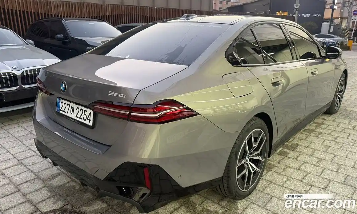 BMW 5-Series 2026 2.0 Автомат в Москве № 278095, фото 7