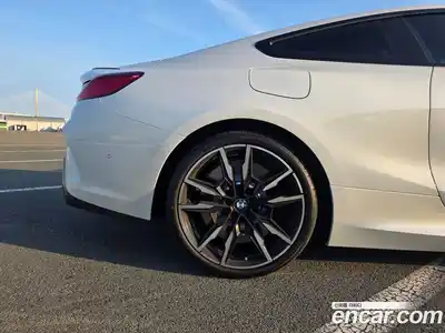 BMW 8-Series 2025 4.4 Автомат в Москве № 278115, миниатюра 2