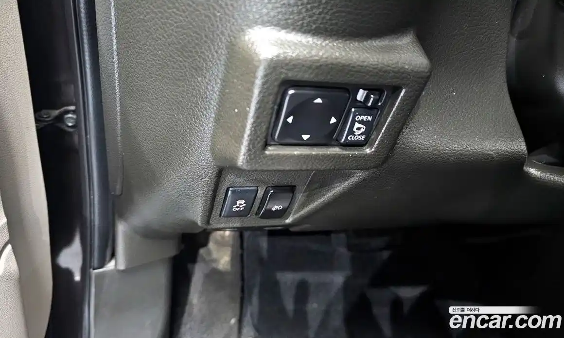 Nissan Cube 2011 1.8 Автомат в Москве № 285051, фото 1