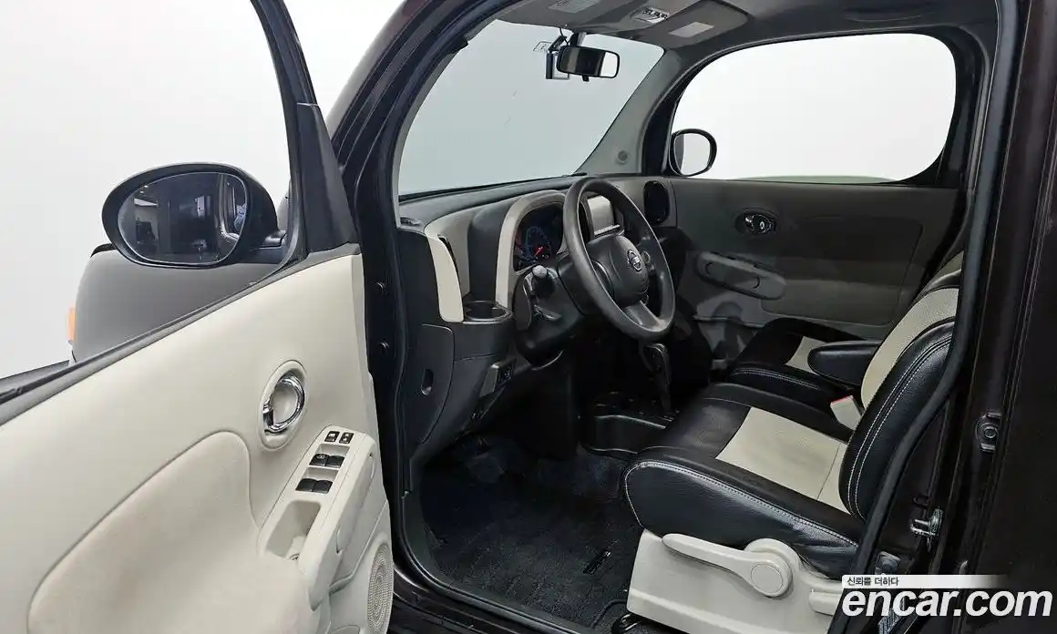 Nissan Cube 2011 1.8 Автомат в Москве № 285051, фото 18