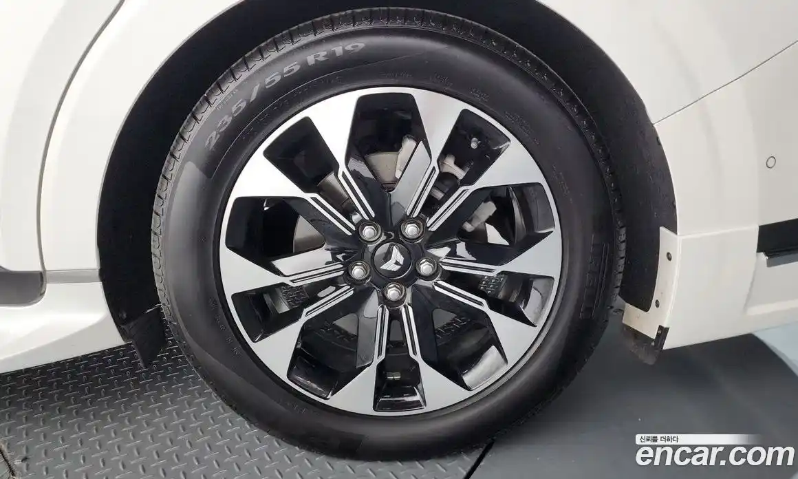 Kia Canival 2023 3.5 Автомат в Москве № 287024, фото 20