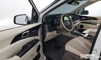 Kia Canival 2023 3.5 Автомат в Москве № 287024, миниатюра 6