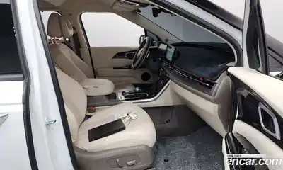 Kia Canival 2023 3.5 Автомат в Москве № 287024, миниатюра 9