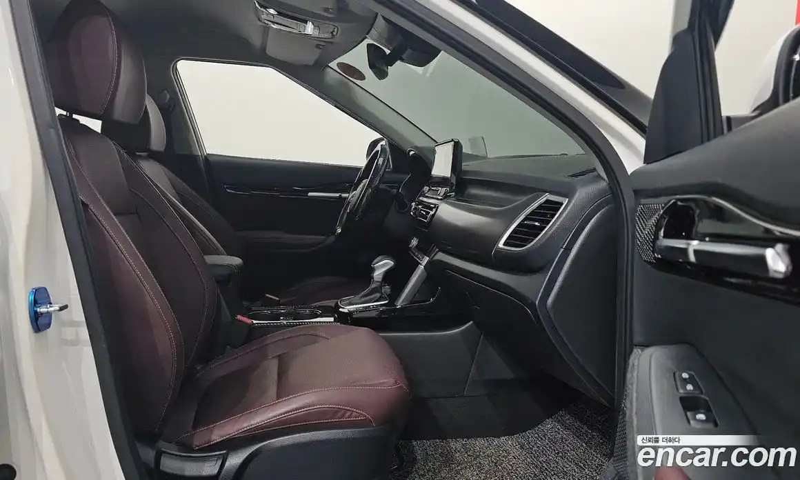 Kia Seltos 2022 1.6 Автомат в Москве № 288142, фото 3