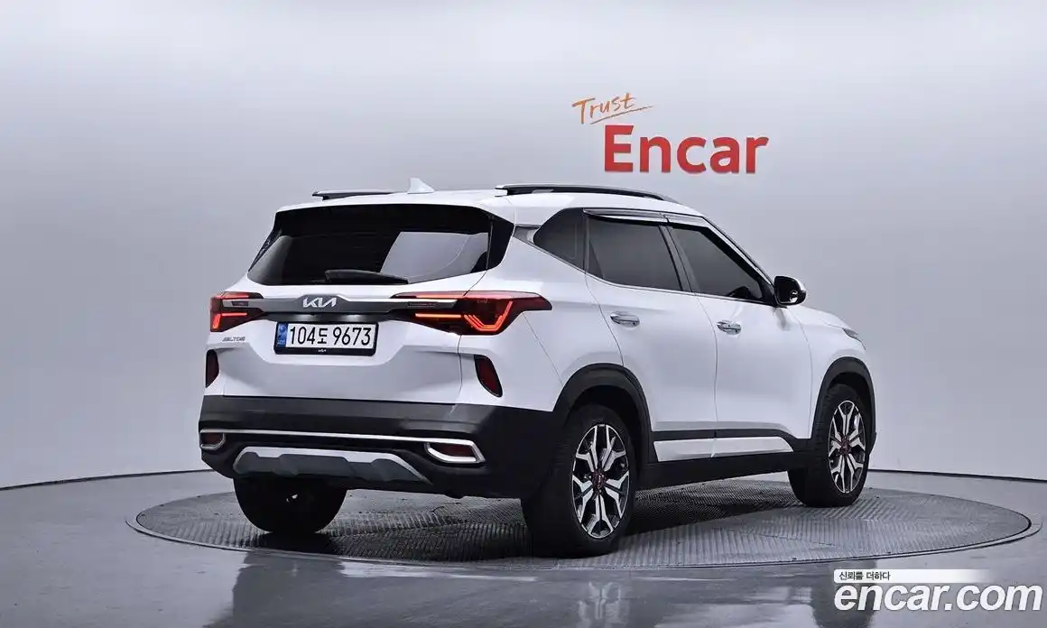 Kia Seltos 2022 1.6 Автомат в Москве № 288142, фото 6