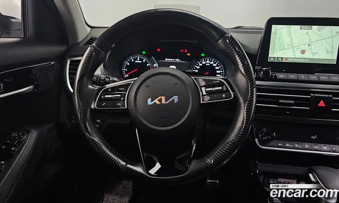 Kia Seltos 2022 1.6 Автомат в Москве № 288142, фото 10