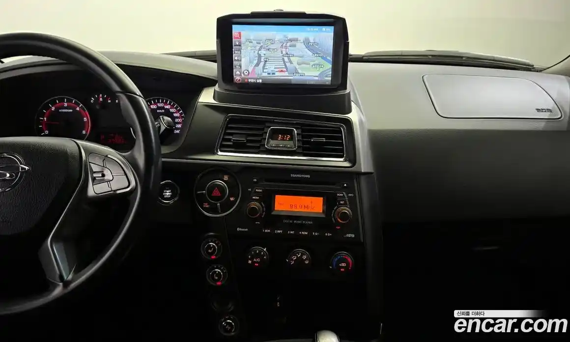 SsangYong Korando 2017 2.2 Автомат в Москве № 29350, фото 9