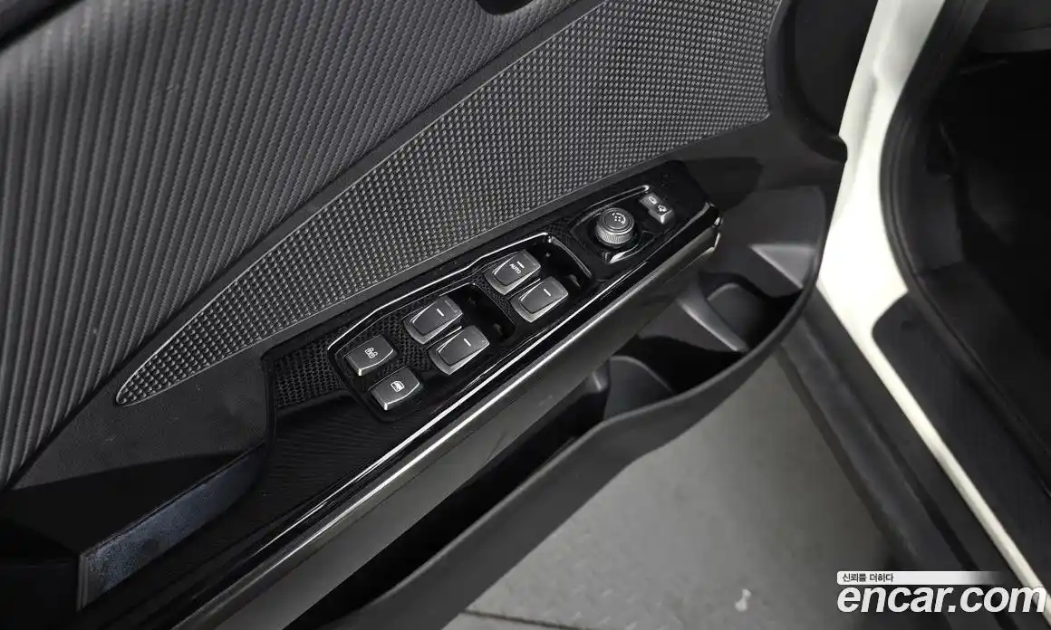 SsangYong TIBOLI 2021 1.5 Автомат в Москве № 30019, фото 20