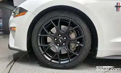 Ford Mustang 2018 2.3 Автомат в Москве № 303169, миниатюра 4