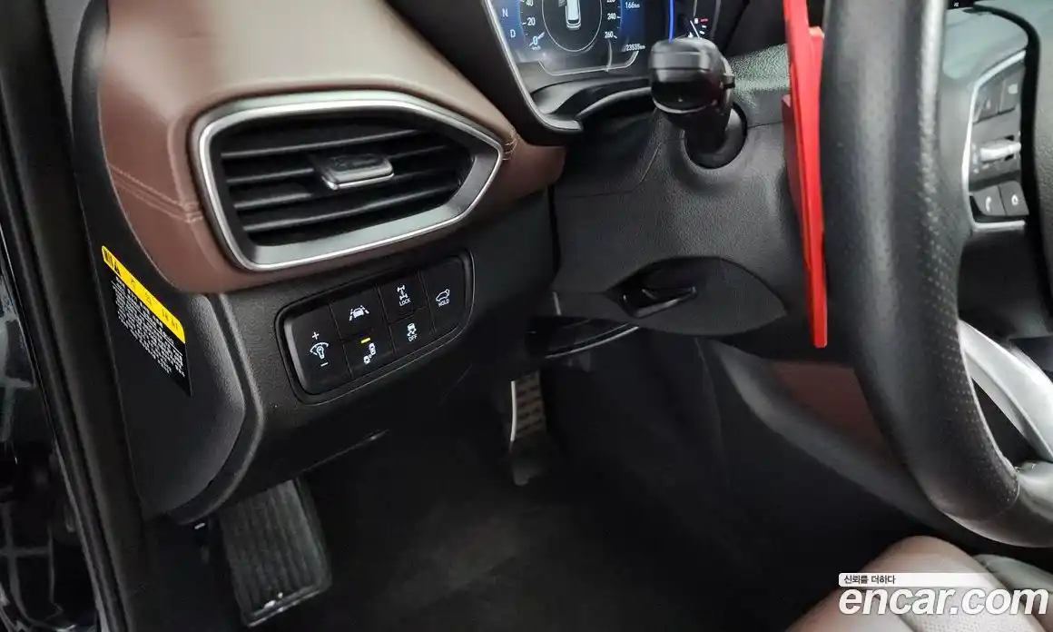 Hyundai Santa Fe 2020 2.0 Автомат в Москве № 303425, фото 9