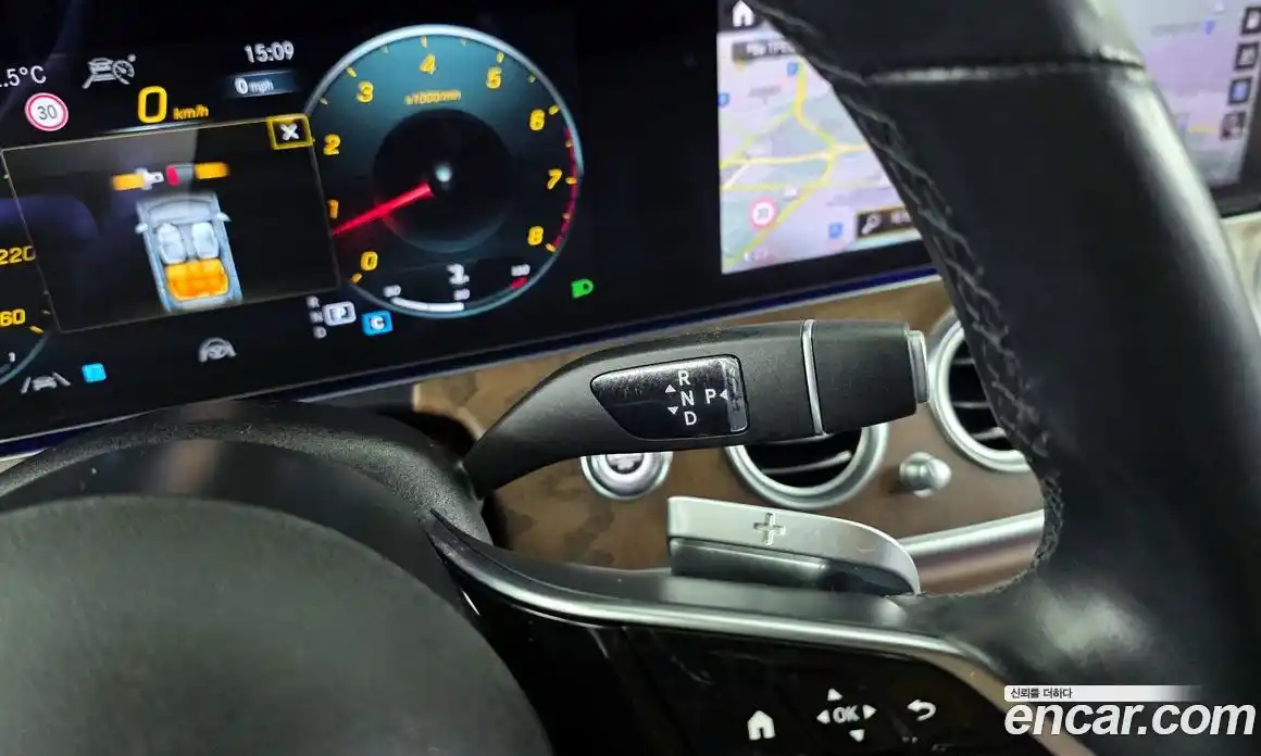 Mercedes-Benz E-Class 2021 2.0 Автомат в Москве № 309611, фото 14