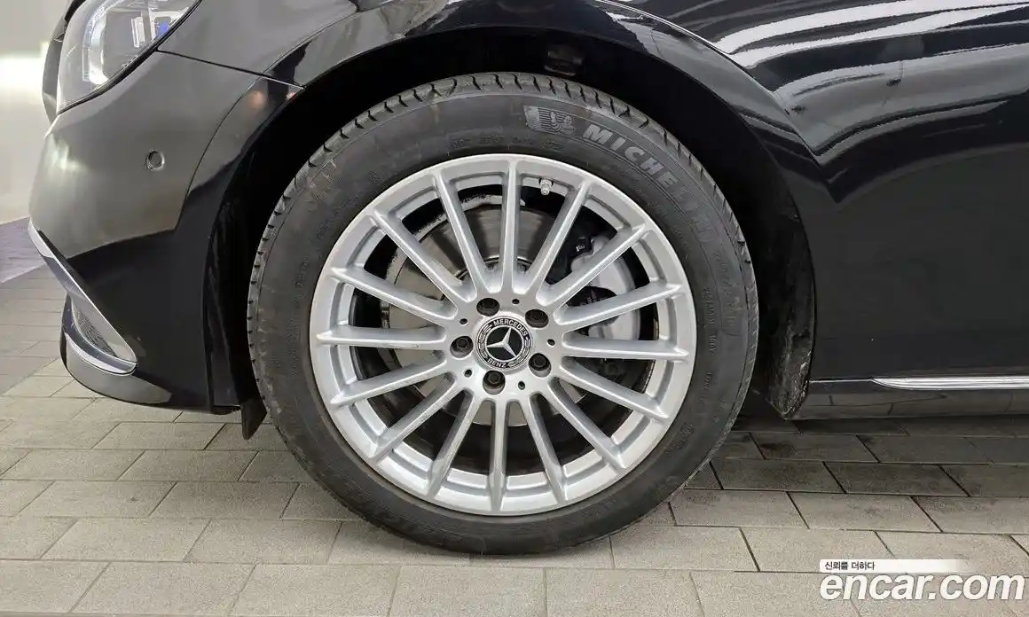 Mercedes-Benz E-Class 2021 2.0 Автомат в Москве № 309611, фото 18