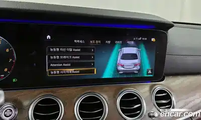 Mercedes-Benz E-Class 2021 2.0 Автомат в Москве № 309611, миниатюра 6