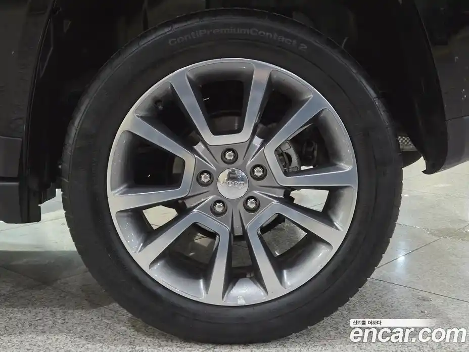 Jeep Compass 2017 2.4 Автомат в Москве № 309689, фото 20