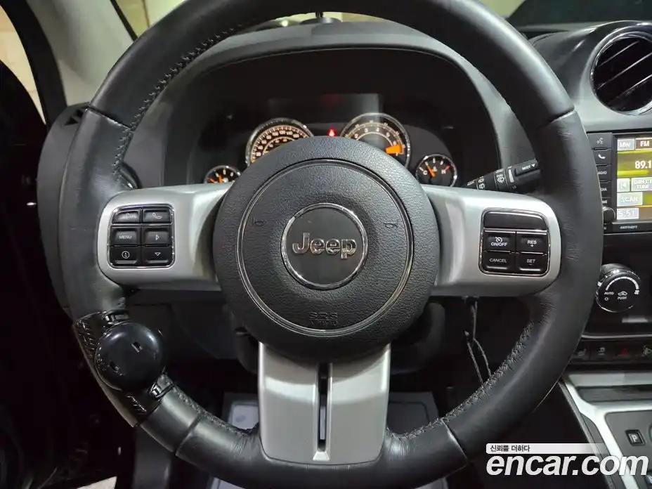 Jeep Compass 2017 2.4 Автомат в Москве № 309689, фото 9