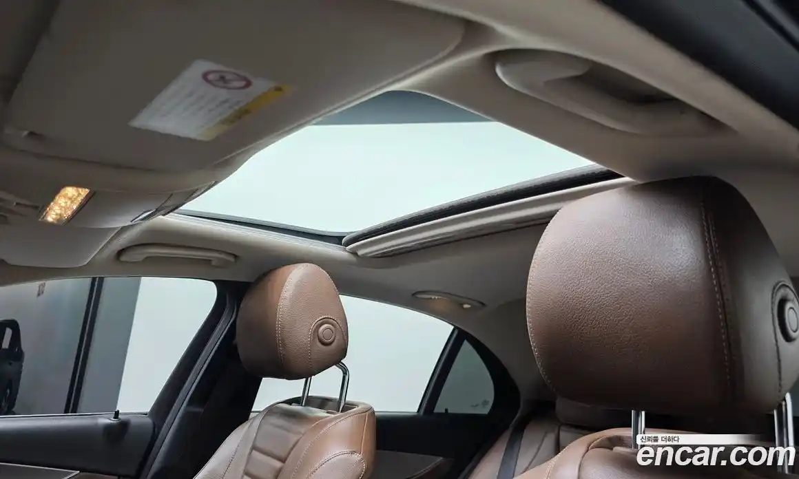 Mercedes-Benz E-Class 2018 2.0 Автомат в Москве № 322303, фото 16